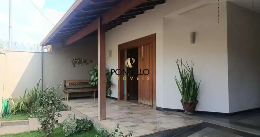 Casa com 5 quartos à venda no São Pedro, Sete Lagoas