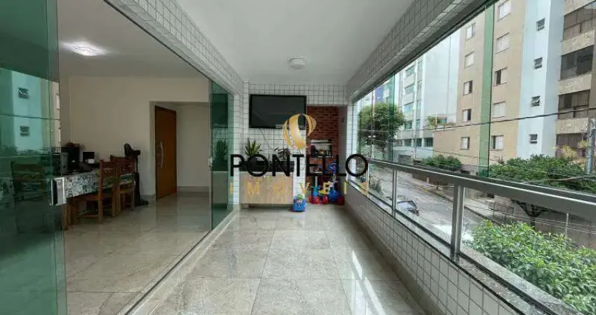 Apartamento com área privativa de aproximadamente 223m² à venda - 4 Quartos, sendo 1 suítes e 3 vagas – União.