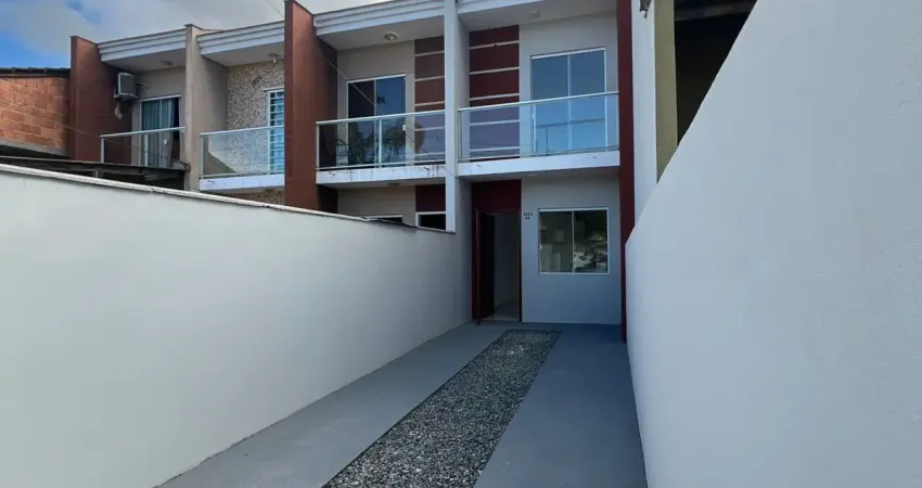 Casa com 2 quartos à venda no Paranaguamirim, Joinville