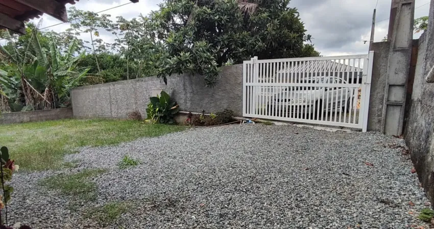 Casa com renda ativa – Bairro Paranaguamirim – Joinville/SC