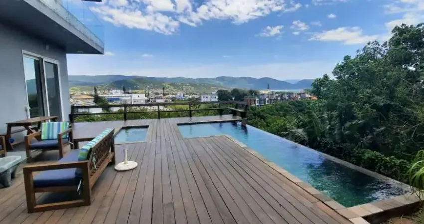 Casa com 5 quartos à venda no Centro, Garopaba