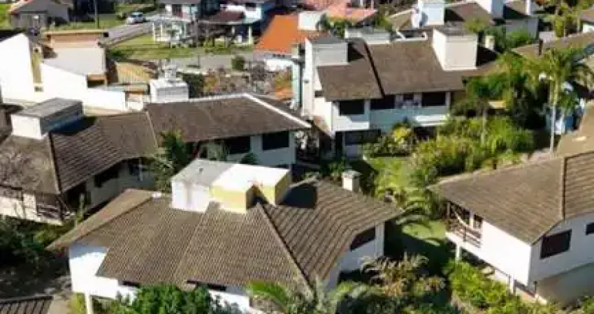 Casa para venda em garopaba, morrinhos, 2 dormitórios, 1 suíte, 2 banheiros, 1 vaga