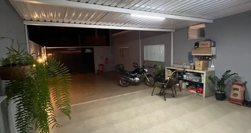 Linda casa com pouco tempo de construção no jardim eldorado em mogi guaçu. possui 140m² de construção
