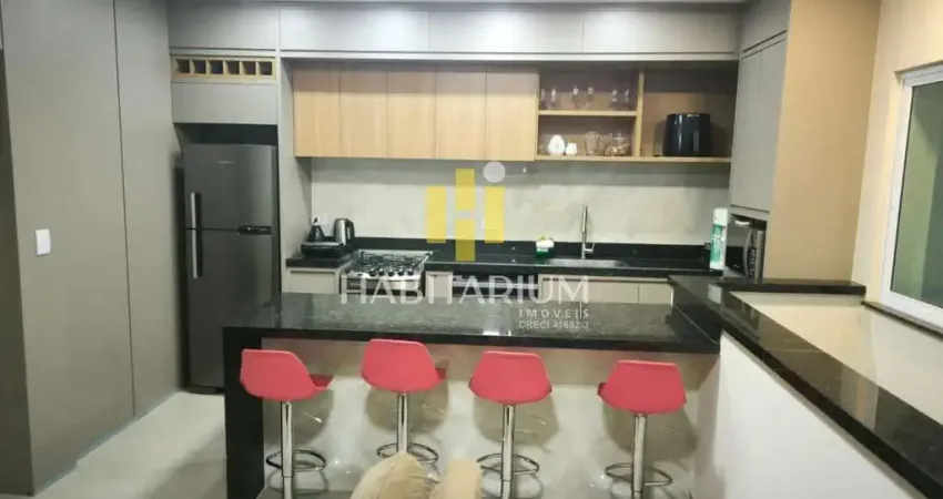 Casa para Venda em São João da Boa Vista, Vila Santa Edwirges, 3 dormitórios, 2 suítes, 1 banheiro, 2 vagas