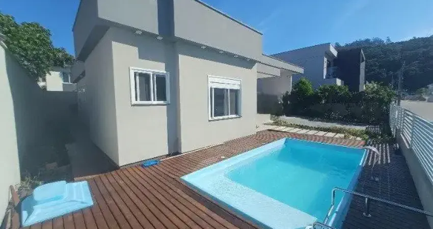 Casa em condomínio fechado com 3 quartos à venda na Rodovia Virgílio Várzea, 4690, Canasvieiras, Florianópolis
