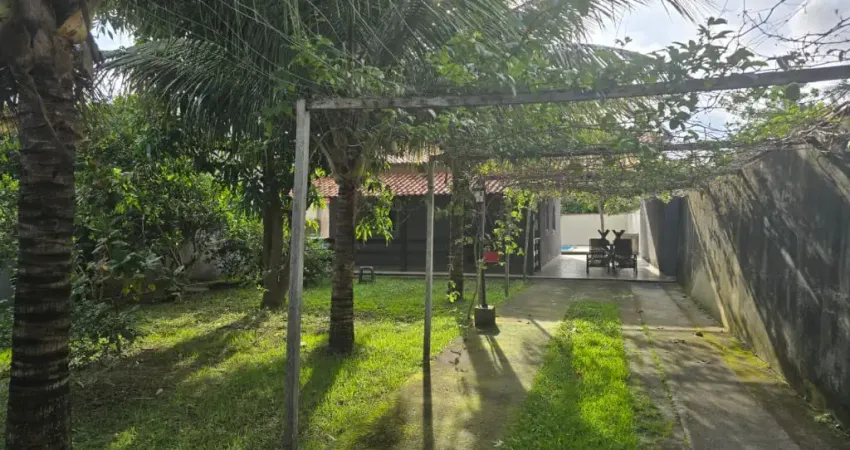 Casa ampla e confortável rua 74 jd. atlântico leste itaipuaçú