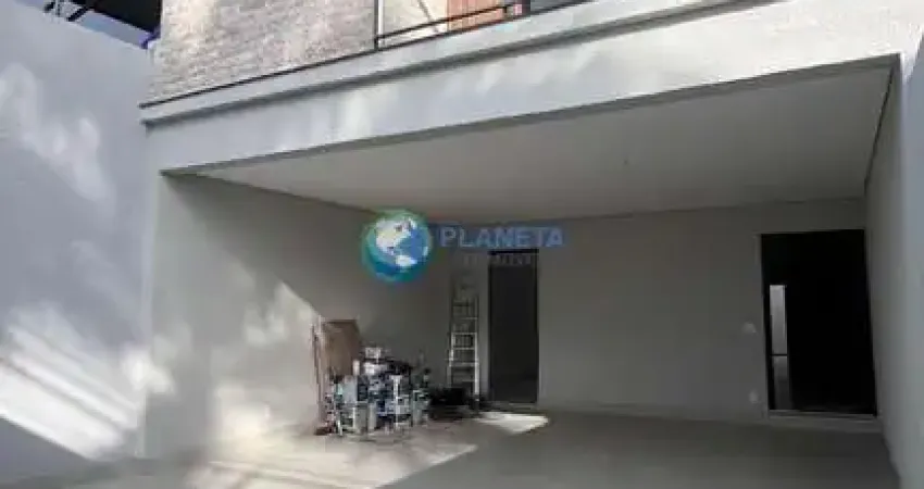 Casa geminada alto padrão | 4 quartos | 2 suítes | 4 vagas | no santa amelia