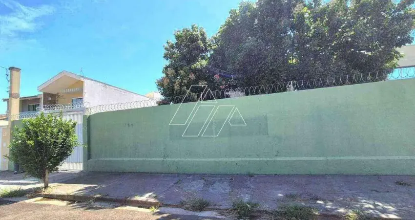 Casa com 4 quartos à venda no Parque São Jorge, Marília