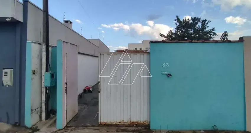 Casa com 2 quartos e 4 vagas à venda – próxima às universidades e à fazendinha bar e restaurante, marília/sp