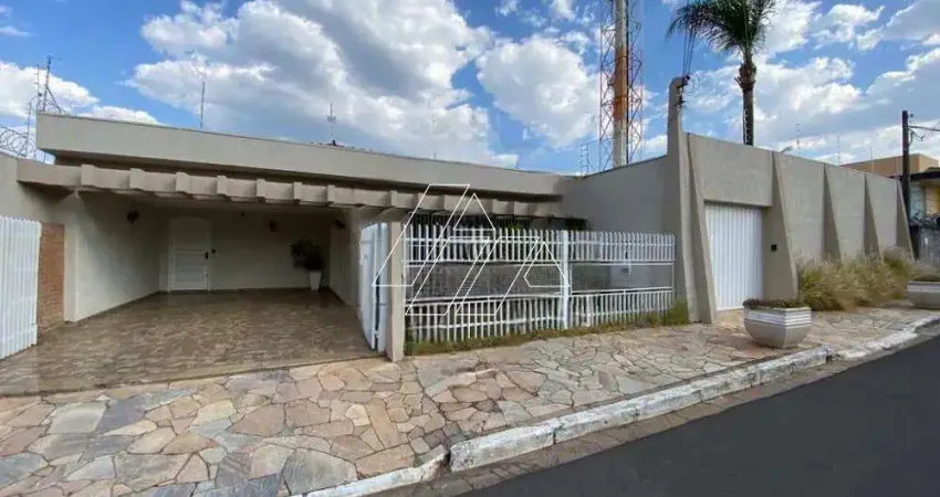 Casa com 4 suítes, 8 banheiros e 7 vagas no alto cafezal, marília