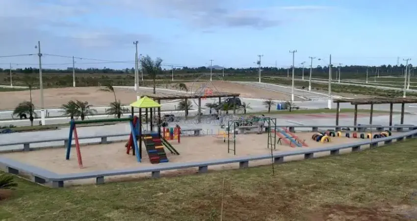 Terreno à venda no Sambaqui, Imbituba 