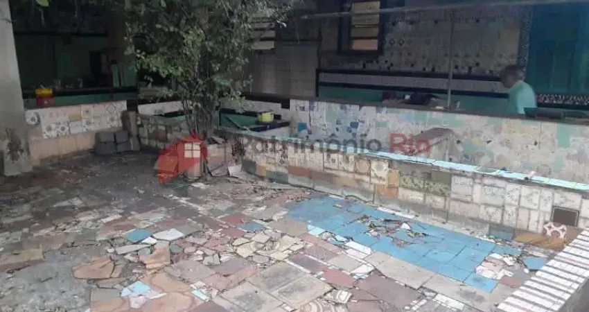 Terreno em condomínio fechado à venda na Rua Almirante Ingran, Braz de Pina, Rio de Janeiro