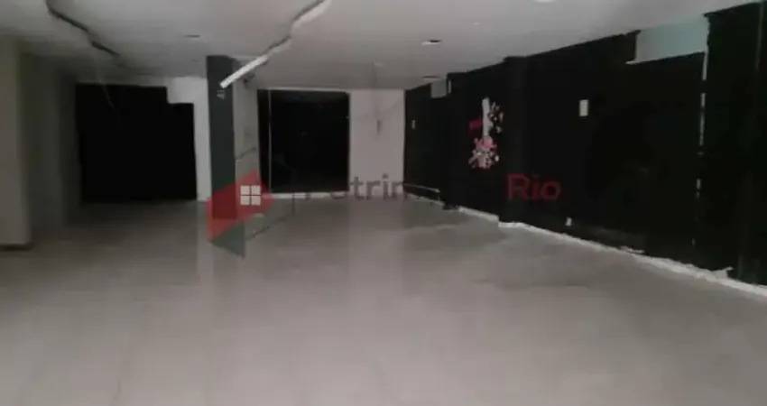 Prédio à venda na Rua Samoa, Vila da Penha, Rio de Janeiro