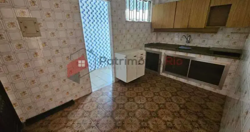 Apartamento com 2 quartos à venda na Avenida Braz de Pina, Vista Alegre, Rio de Janeiro