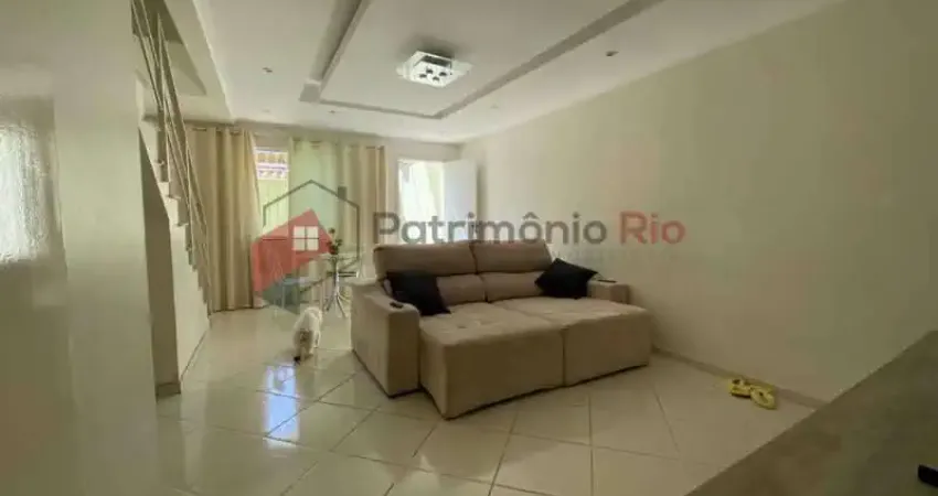 Casa em condomínio fechado com 2 quartos à venda na Rua Atiriba, Irajá, Rio de Janeiro