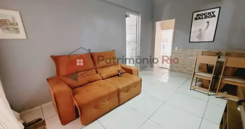 Casa com quintal, 2 quartos - quintal com garagens coberta - próximo ao Largo do Bicão