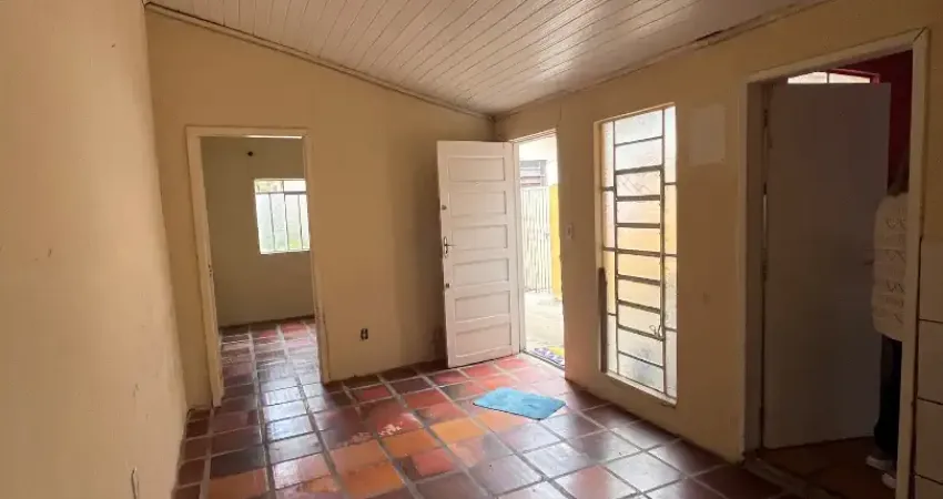 Casa com 1 quarto à venda na Rua Brasílio Itiberê, Rebouças, Curitiba