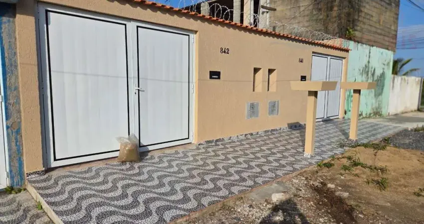 Casa à venda em itanhaém-sp, no bairro grandesp: 2 quartos, 1 suíte, 1 banheiro, 2 vagas de garagem, 62,70 m².