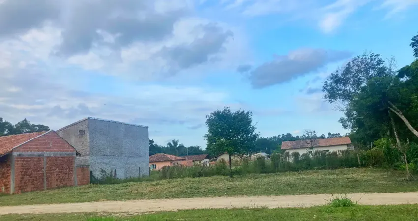 Ótimo terreno na Vila da Glória SFS-SC, 300m² plano, bem localizado.