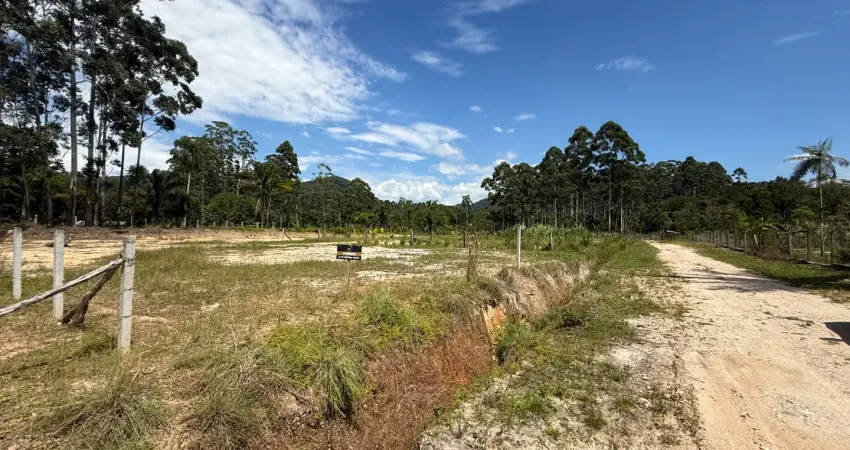 Lote / Terreno na Vila da Glória SFS-SC, lote medindo 12mx30m