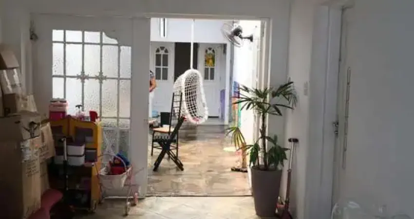 Impressionante casa à venda em são paulo-sp, bairro cambuci: 6 quartos, 2 suítes, 2 salas, 2 banheiros, 4 vagas, 238 m²!