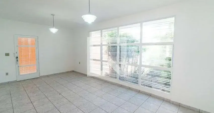 Casa com 3 quartos à venda na Rua Dona Cesária Fagundes, 407, Saúde, São Paulo