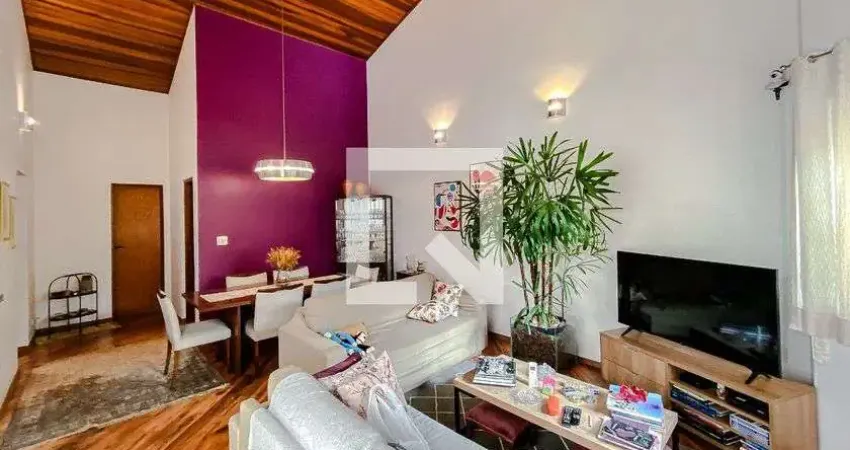 Casa com 3 quartos à venda na Rua Laurindo Rabelo, 197, Cambuci, São Paulo