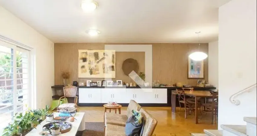 Casa com 4 quartos à venda na Rua André Dreyfus, 379, Sumaré, São Paulo