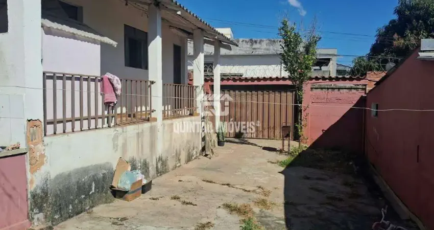 Casa à venda no Eldorado, Contagem 
