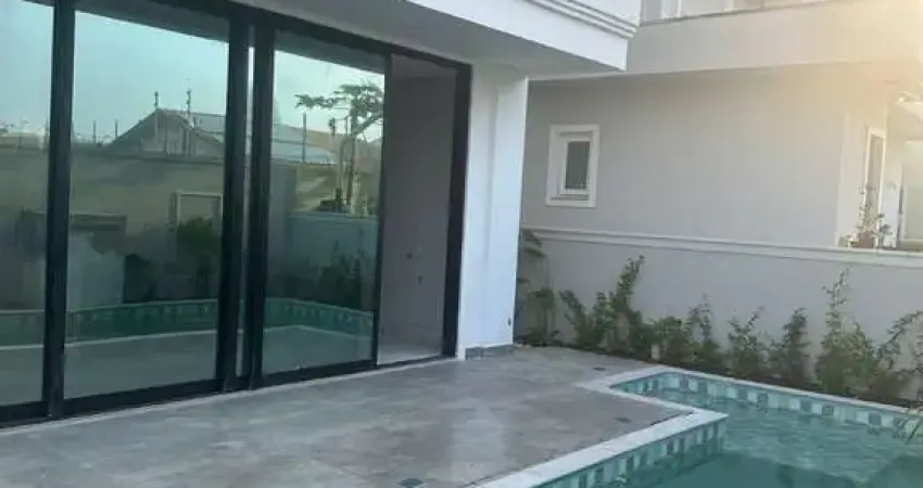 Casa em condomínio fechado com 3 quartos à venda na Rua Doutor José Bahia Bitencourt, 1297, Centro, Balneário Piçarras