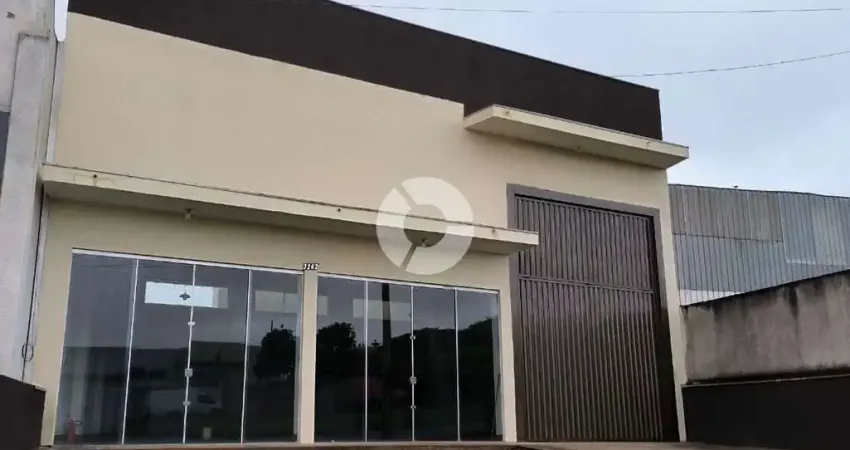 Casa para alugar na Avenida das Torres, Jardim Três Lagoas, Maringá