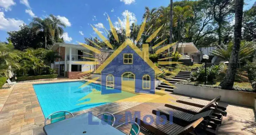 CASA(Miolo da Granja) - ESPETACULAR! TÉRREA, IMPECÁVEL! Gourmet, piscina, sauna!