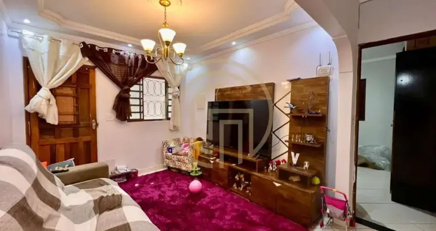 Casa à venda no alto do riviera – 2 casas no terreno, 4 quartos, vagas e quintal amplo