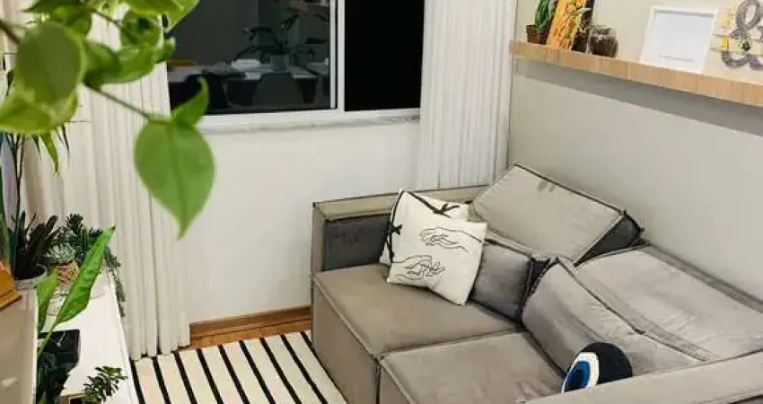 Aluguel: apartamento claro e funcional no marilândia — cozinha americana e armários planejados