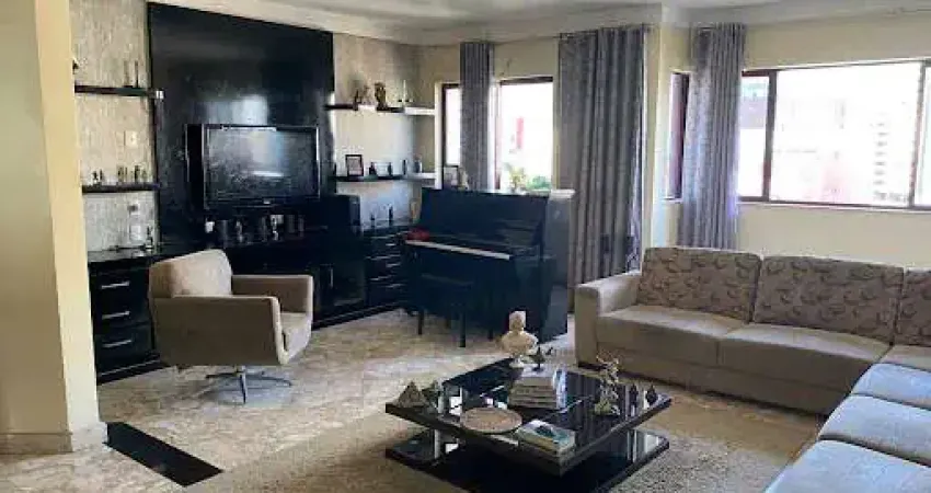 Apartamento com 4 dormitórios à venda, 190 m² por R$ 920.000,00 - Pituba - Salvador/BA