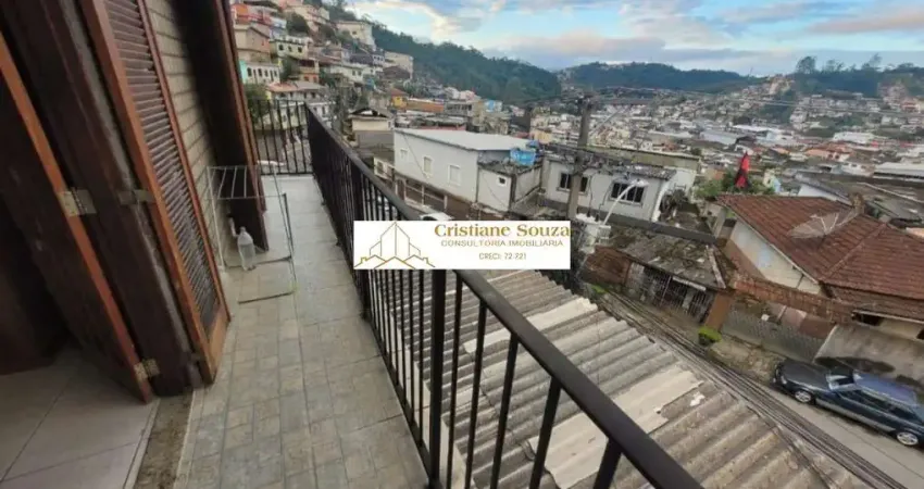 Imperdível oportunidade de adquirir uma casa em teresópolis-rj, no bairro são pedro, com 2 quartos e 1 suíte - 80m².