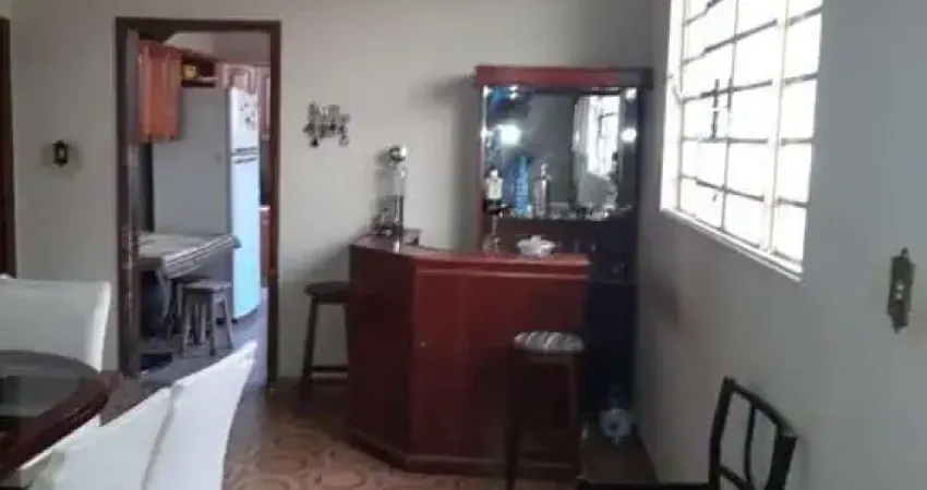 Casa comercial à venda no Centro, Bauru