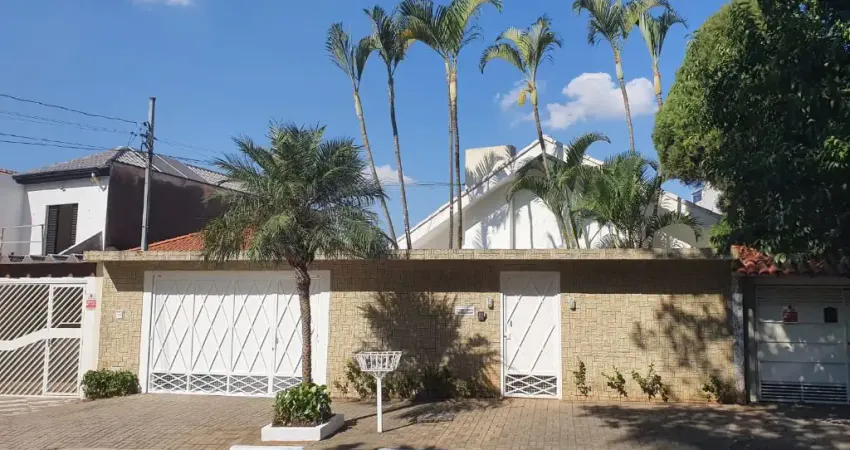 Casa Térrea 209 m², 3 dormitórios, 4 vagas, Vila Monumento, São Paulo, SP.