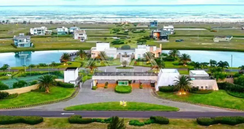 Terreno à venda na Avenida Paraguassu, 1450, Capão Novo, Capão da Canoa