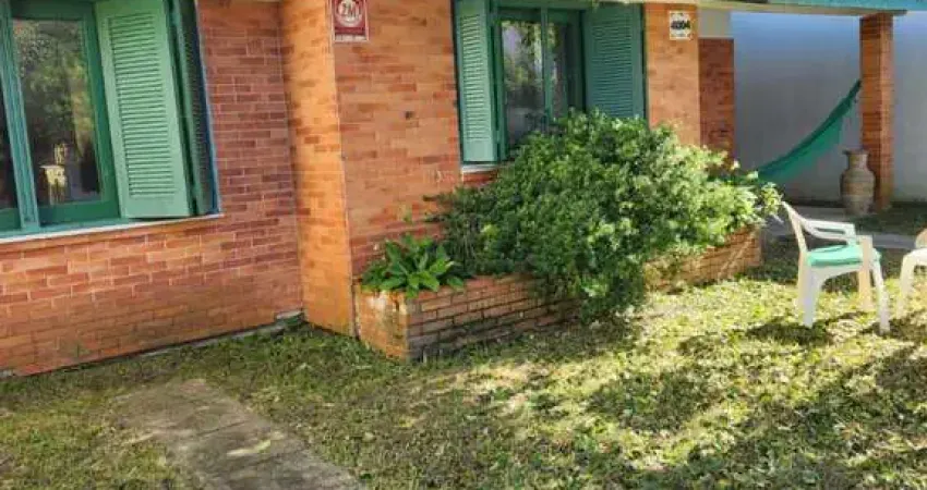 Casa com 3 quartos à venda na Rua das Rosas, Capão Novo, Capão da Canoa