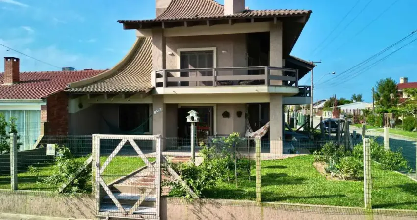 Casa com 4 quartos à venda na Av Sul esquina com girassóis, 01, Noiva Do Mar, Xangri-Lá