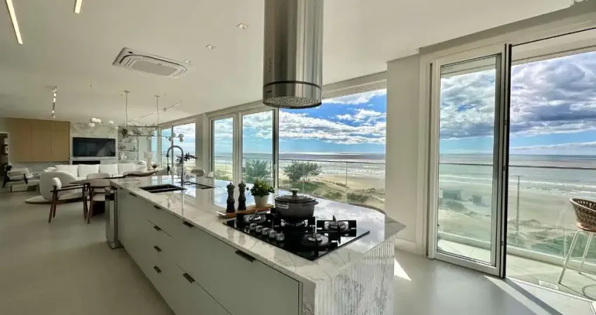 Apartamento com 4 quartos à venda na Av. Moema (beira mar), 01, Navegantes, Capão da Canoa