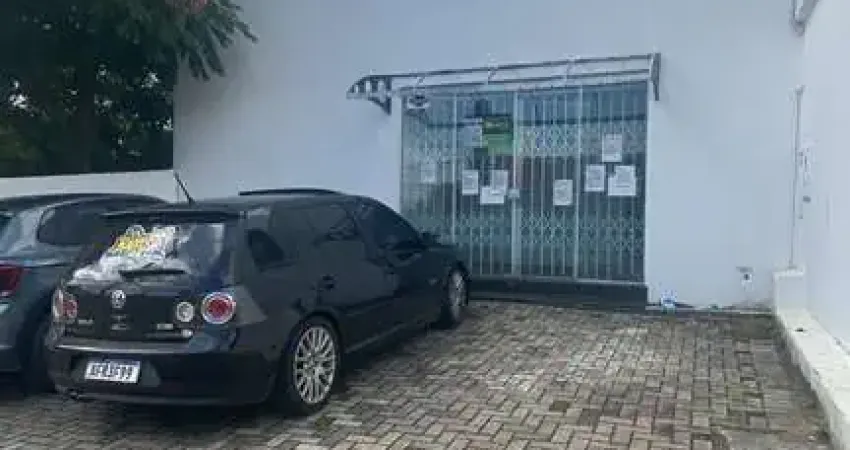 SALA COMERCIAL PARA ALUGAR - EM FRENTE AO BANCO ITAU