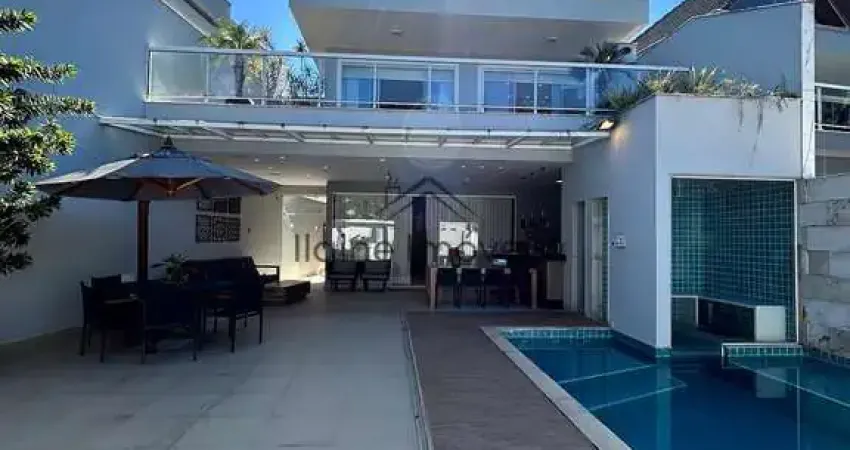 Casa em condomínio fechado com 5 quartos à venda na Barra da Tijuca, Rio de Janeiro 