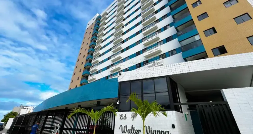 Cobertura mobiliada com 52m² à venda no edifício walter vianna