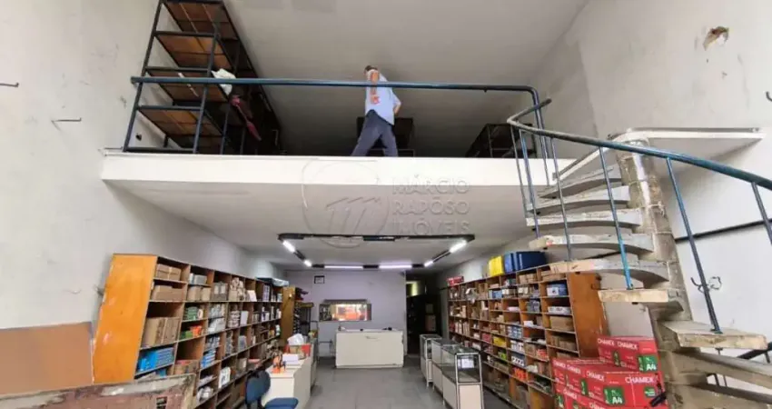 Galpão comercial à venda com 411m² na praça senhor do bonfim no poço