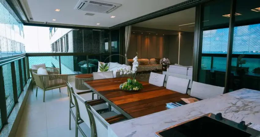 Apartamento alto padrão 286m² com 4 suítes à beira-mar da ponta verde
