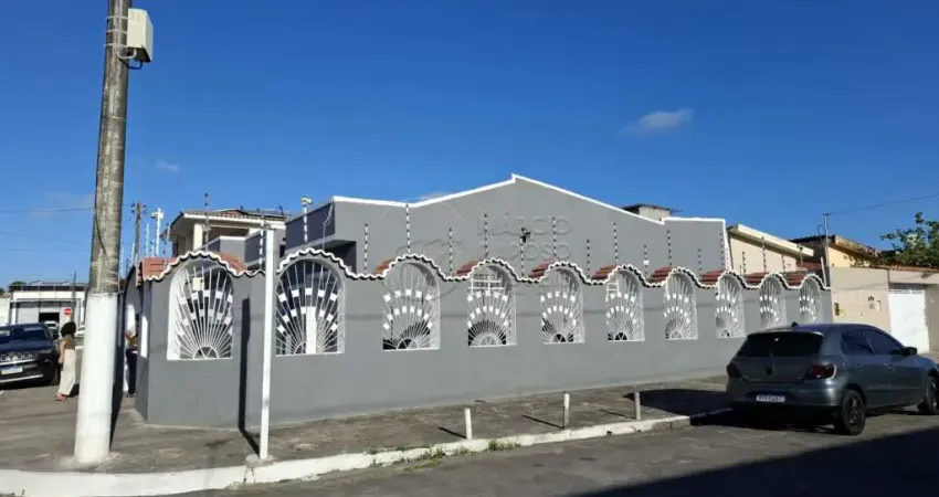 Casa com 3 quartos à venda na Rua Professor Sampaio Dória, 45, Ponta Grossa, Maceió