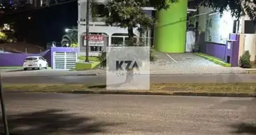 Casa Comercial em Bairro Nobre de Sorocaba – 900 m² de Terreno / 700 m² Construídos