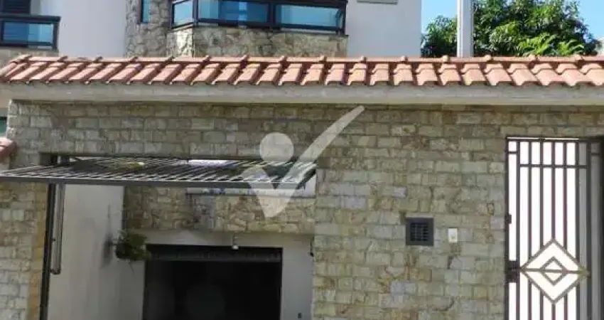 Casa com 3 quartos à venda na Rua Sertões de Canindé, 22, Água Rasa, São Paulo